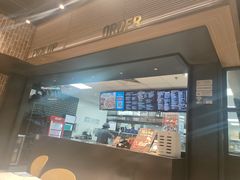 -达美乐比萨(红山店)