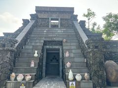 -海口观澜湖火山温泉谷