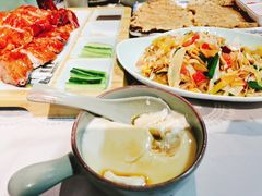 -七步香云南山里菜(昆明老街店)