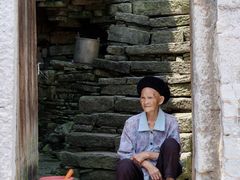 -高荡千年布依古寨旅游景区