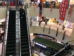 -鸿通城购物中心