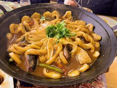 水库嘎鱼粘卷子-八次方密云水库鱼粘卷子·熏鸽子·农家菜