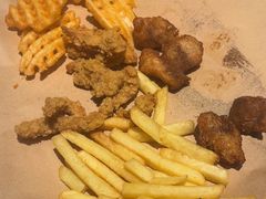 -必胜客(尹山湖歌林公园店)