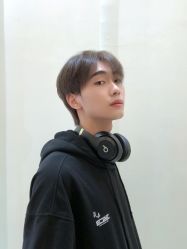 -苏豪路易士·嘉玛发廊