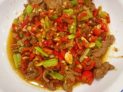 鲜炒黄牛肉-憨伢子·家常菜小食堂·有锅气の炒菜(江汉路店)