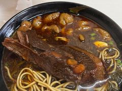 -小龙大肉面馆