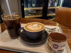 -MEEBO KAFEE米咖焙坊(虹桥路店)