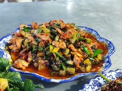 腌菜炒肉-挖色菜香园(大理店)