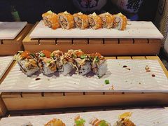 -曼格活海鲜·牛排自助(光明蓝鲸店)