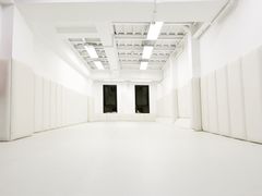 -菠萝格斗巴西柔术训练馆