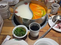 -蒙肥羊·酸汤潮牛·鲜牛肉火锅烤肉自助(岗顶店)