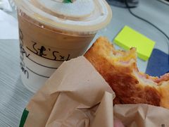 -星巴克(东莞莞城万科中心店)