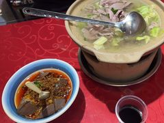 -冯烫烫跷脚牛肉·川菜小馆(武胜西街店)