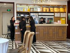 -老人和饭店(淮海中路店)