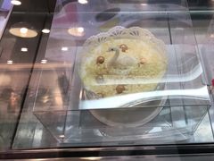 -红宝石·鲜奶小方·海派西点房(南丹店)