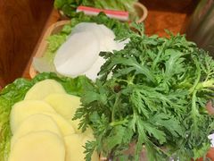 -独食火锅·半米屋台(直营总店)