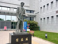 -徐悲鸿纪念馆