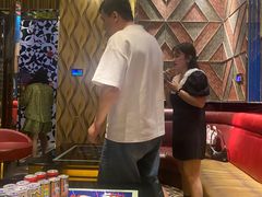 -蓝色派对KTV(聚然广场店)