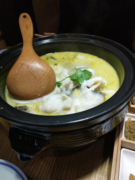 九锅一堂(春熙伊藤店)-"酸菜鱼色香味俱全,菜品丰富,逛春熙路,不.