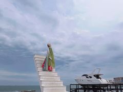 -北戴河碧螺塔海上酒吧公园