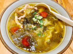 -呼啦面馆·头牌豌杂面(爱琴海店)
