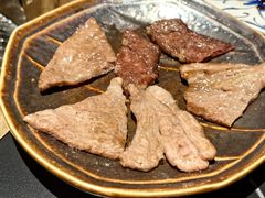 -山川小町·极番烧肉(新地假日广场店)