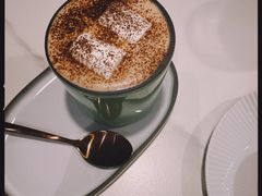 -潮一不贰·法式甜品·生日蛋糕·西式简餐(外滩店)