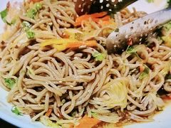 七彩捞莜面-巴盟人家·内蒙地方菜(华丽家族店)