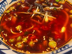 -麻辣总动员·川派海鲜·现炒浇头面·自贡菜(五彩城店)