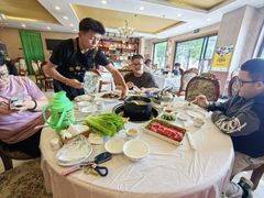 -鲁朗纳麦石锅鸡庄园