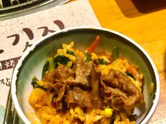 传统石锅拌饭-唯成•韩国炭火烤肉 유성고기