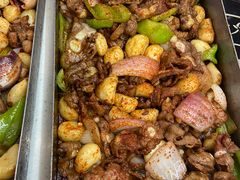 -老东镇啤酒屋海鲜加工·蒸汽海鲜·海鲜烧烤(台东店)