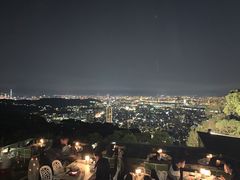 -草山夜未眠景观餐厅