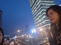 -陆家嘴空中步行连廊