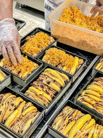 长沙市中心这家面包好吃绝了️买面包全靠抢…