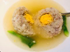 蟹肉蛋黄狮子头-甄御•海鲜新青岛菜(麦岛店)