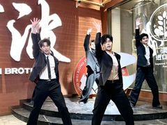 -拙味兄弟·活龙虾·旗舰店(环城西路店)