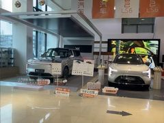 -上汽荣威体验中心(徐汇东安路店)