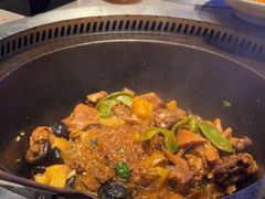 -山河屯铁锅炖·非遗东北菜(南山店)