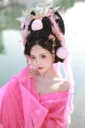 -一揽芳华汉服旗袍体验馆(拙政园店)