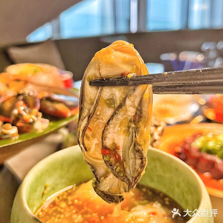 杭州艺术餐厅顶流，太炫🎸不仅仅是因为ta在52层高空🎈