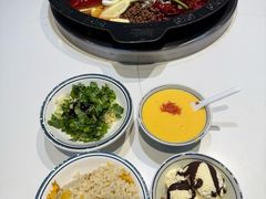 -卤校长老火锅(杨家坪直营店)