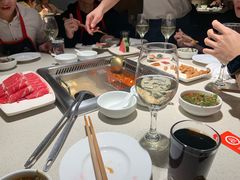 -海底捞火锅鲜切牛肉主题店(长寿路店)