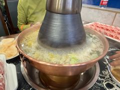 -楼外楼大刀肉传统火锅居(繁荣路店)