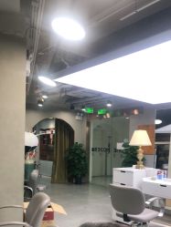 -变画·发型STUDIO