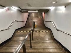 -常熟路(地铁站)