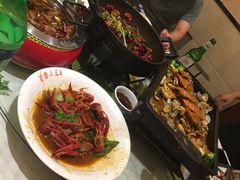 -鲁小三·大骨自助(金山总店)