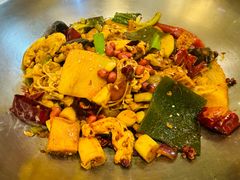 -拿渡麻辣香锅(世茂广场·工三店)