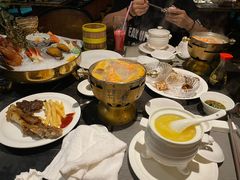 -半岛翡丽海鲜自助餐厅(观风亭店)