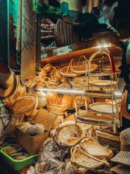 -百荣二期玩具城